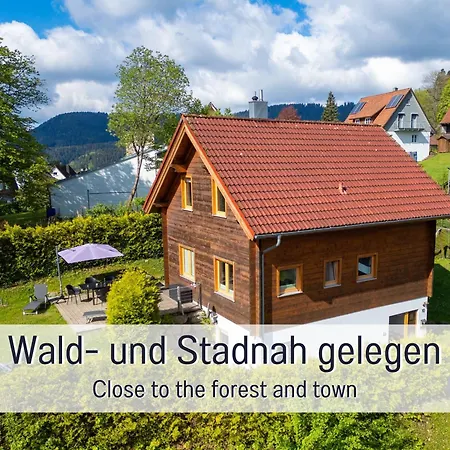 Сasa de vacaciones Fronwald: Sauna | Whirlpool | Kamin | Eingezaeunt Alpirsbach