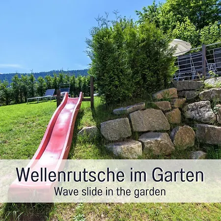 Fronwald: Sauna | Whirlpool | Kamin | Eingezaeunt